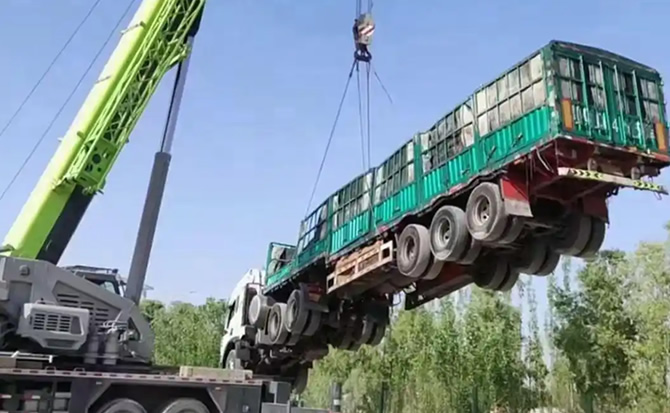 新绛道路脱困救援案例